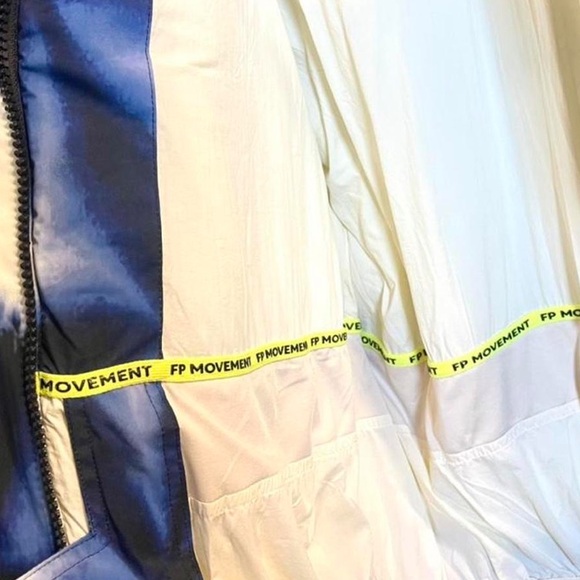 NWOT Free People Movement Bunny Slope Printed Puffer / Blue‎ Print - Picture 7 of 7